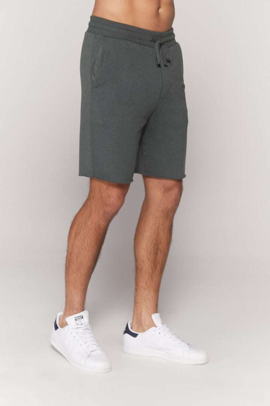 * Spiritual Gangster Fleece Short Men