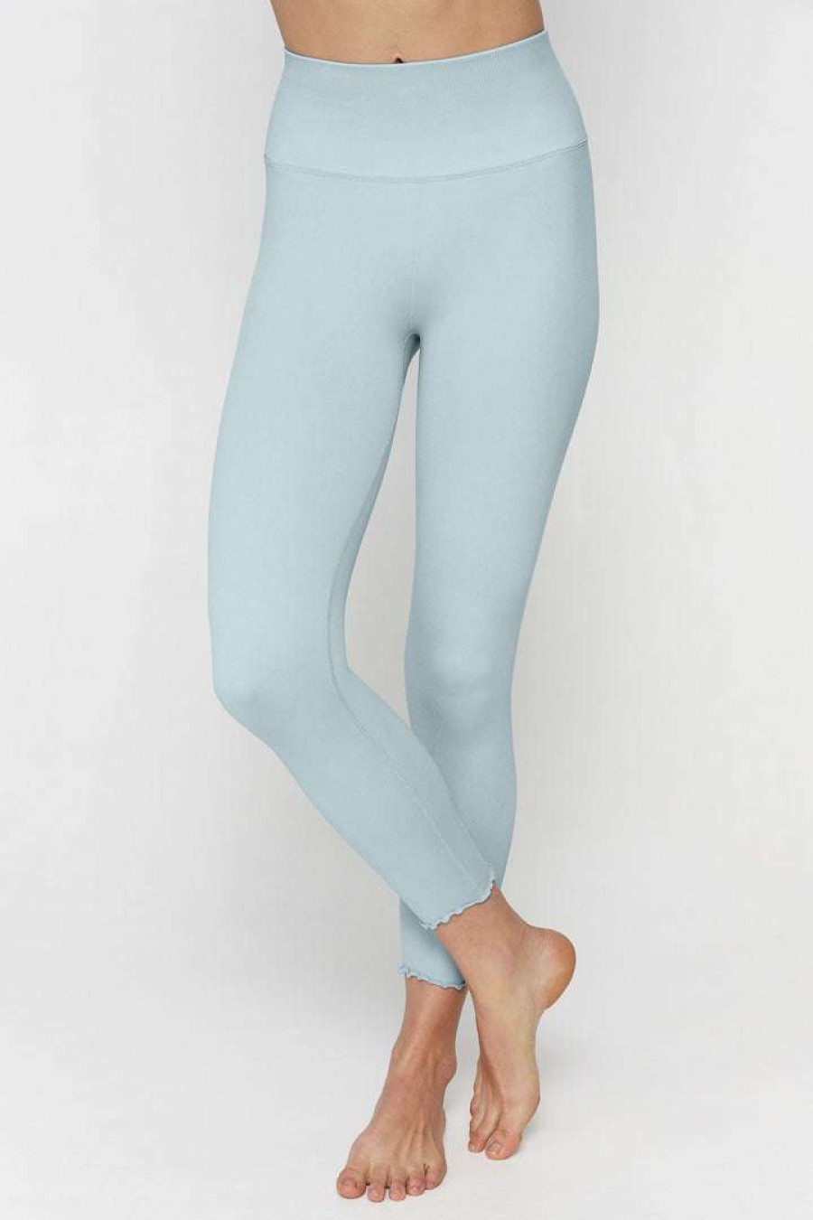 * Spiritual Gangster New Arrivals Love Sculpt Seamless 7/8 Ruffle Legging