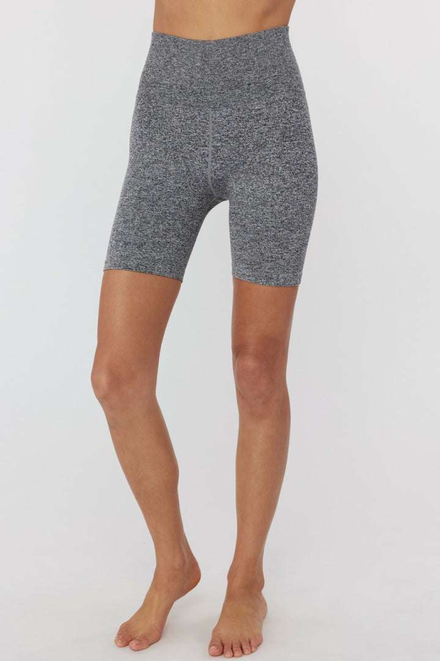 * Spiritual Gangster Essentials Shop Seamless Biker Short